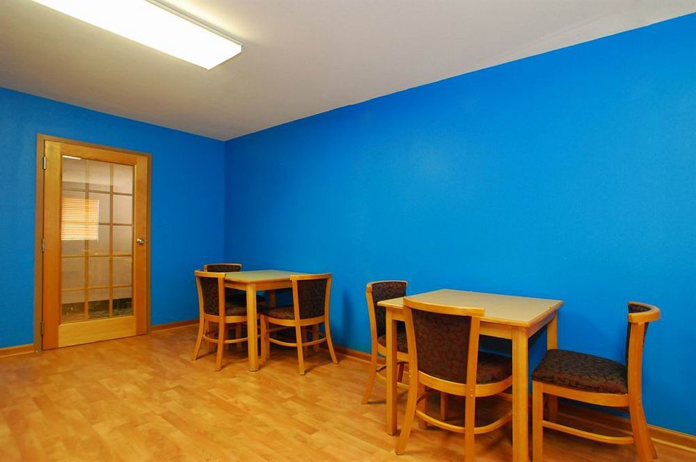 Econo Inn Columbus Bagian luar foto