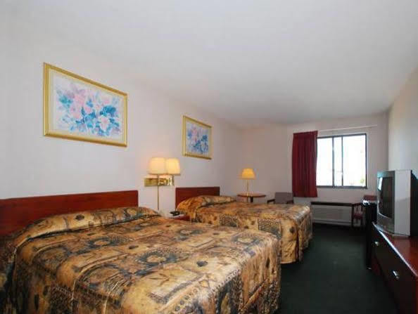 Econo Inn Columbus Bagian luar foto