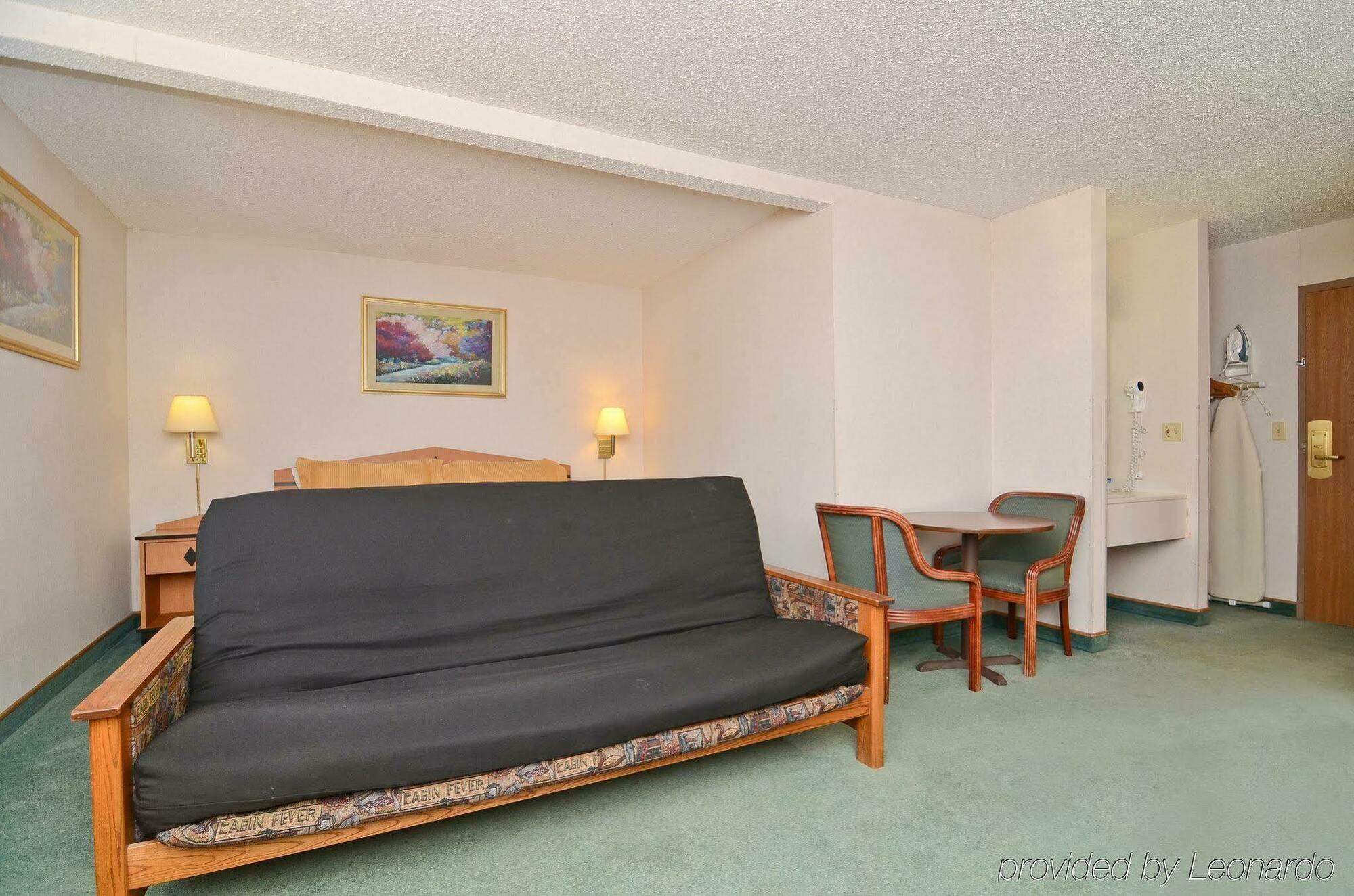 Econo Inn Columbus Bagian luar foto