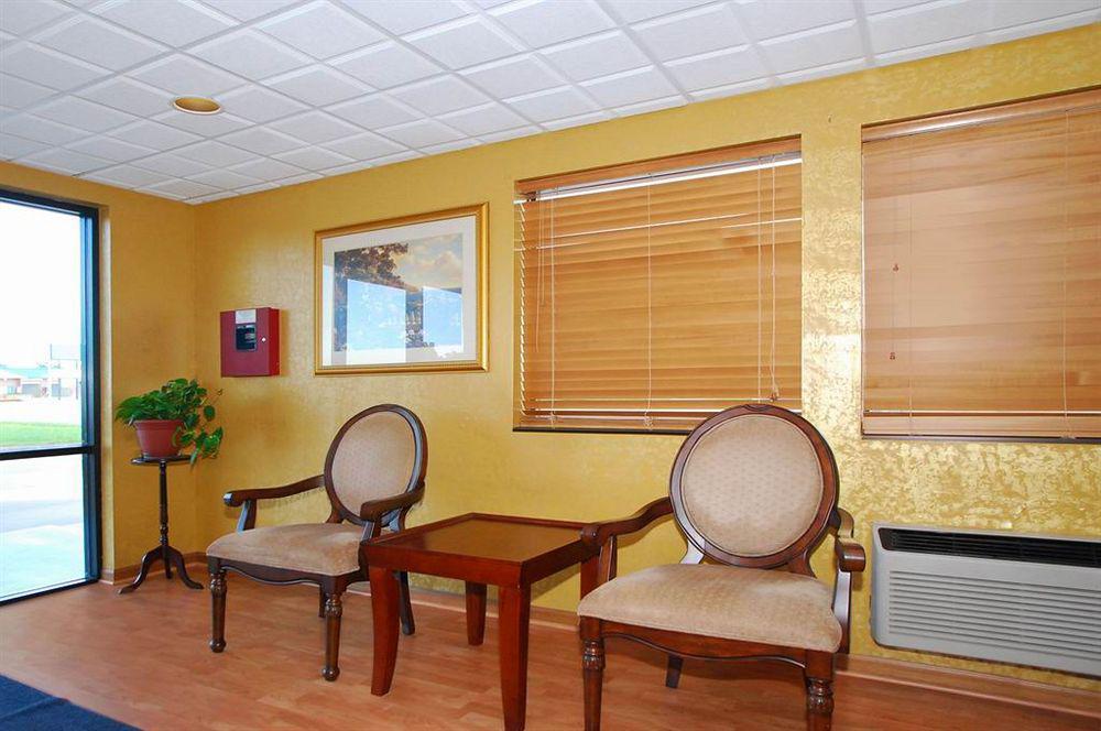 Econo Inn Columbus Bagian luar foto